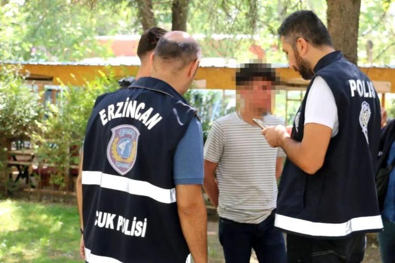 ERZİNCAN’DA POLİSİ OKUL ÇEVRELERİNDE DENETİM