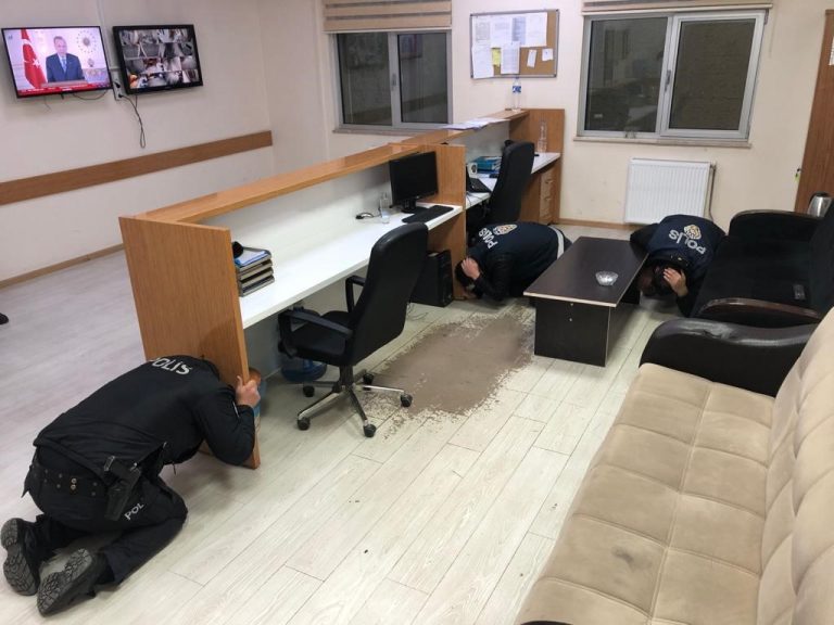 TERCAN’DA DEPREM ANI TATBİKATI YAPILDI.