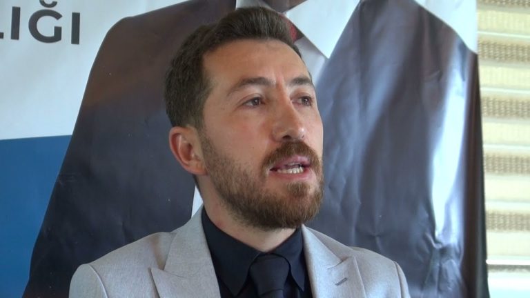 DEVA PARTİSİ ERZİNCAN İL  BAŞKANI TAPANOĞLU İST İFA ETTİ