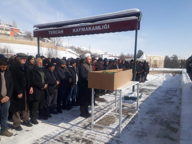 DEPREMZEDE  GÜZEL TERCAN’DA TOPRAĞA VERİLDİ