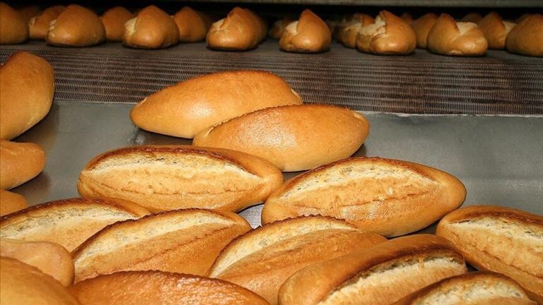 TARSUS’TA EKMEK RAMAZAN AYI BOYUNCA 1 TL