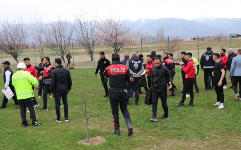 AMATÖR KÜME MAÇI SONRASI TERCANSPOR TARAFTARLARINA SALDIRI: 5 GÖZALTI