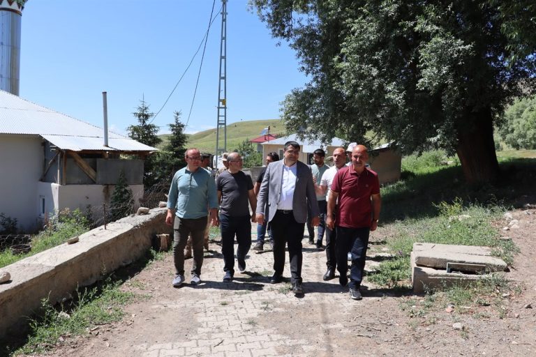 TERCAN KAYMAKAMI KAYMAKÇI ADIM ,ADIM KÖY DENETİMLERİNİ SÜRDÜRÜYOR