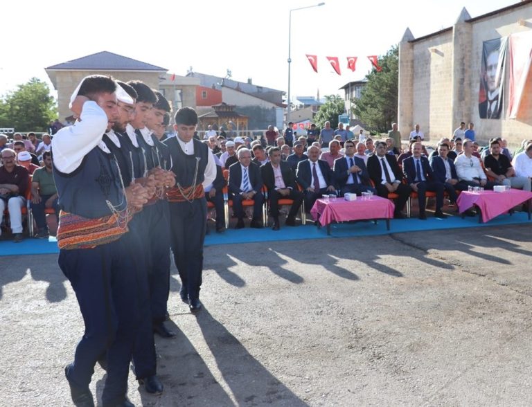 TERCAN’DA  ‘’GELENEKSEL 3. BAL FESTİVALİ’’  YAPILDI