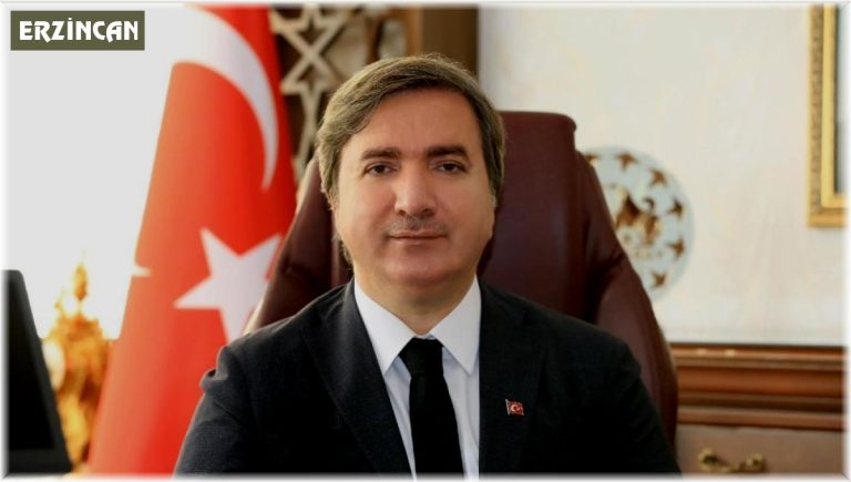 VALİ AYDOĞDU” 30 AĞUSTOS ZAFERİ, TÜRK MİLLETİNİN DÜŞMAN İŞGALİNE KARŞI GÖSTERDİĞİ AZİM VE KAHRAMANLIĞIN BİR SİMGESİDİR”
