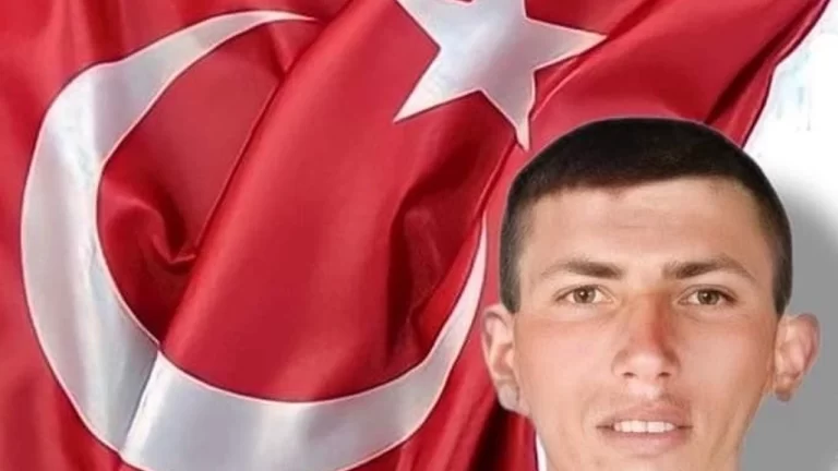 KUZEY IRAK’TA YAŞANAN ÇATIŞMADA ERZİNCANLI PİYADE ER EMRAH GÜNDÜZ SEHİT OLDU
