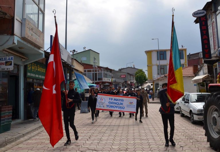 GENÇLİK VE SPOR BAYRAMI TERCAN’DA COŞKU İLE KUTLANIYOR