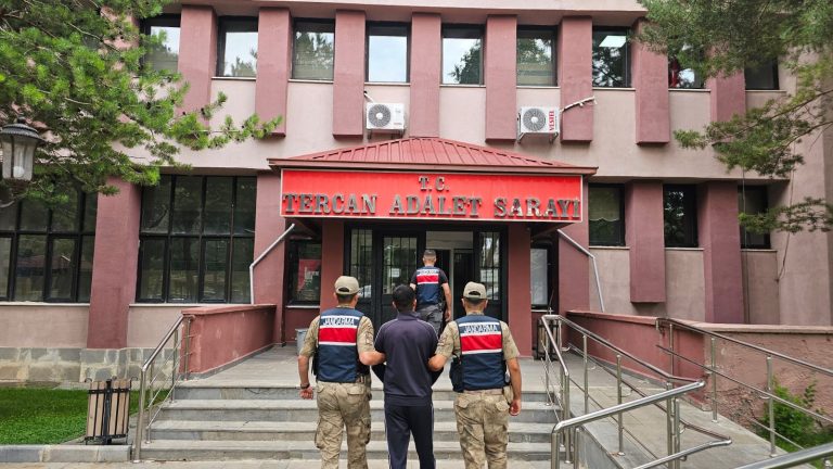SUÇMAKİNASI TERCAN’DA JANDARMA’DAN KAÇAMADI YAKAYI ELE VERDİ