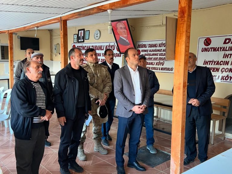 İLİÇ KAYMAKAMI DİNÇER, KÖY GEZİLERİNİ SÜRDÜRÜYOR