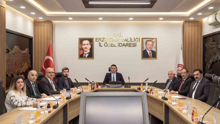 ERZİNCAN İL ÖZEL İDARESİ ENCÜMEN TOPLANTISI YAPILDI.