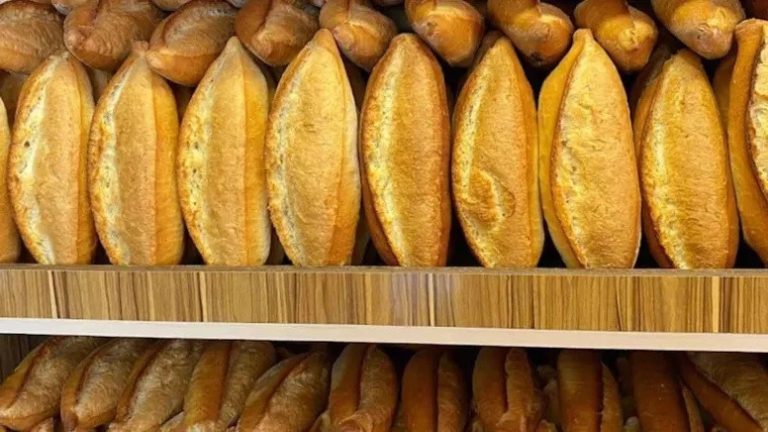 TERCAN’DA  ZAMLI EKMEK RAFLARDA YERİNİ ALDI  EKMEK 10 TL’OLDU