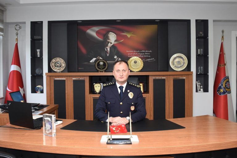 ERZİNCAN POLİSİ TÜRKİYE’DE SUÇ AYDINLATMADA 1. OLDU