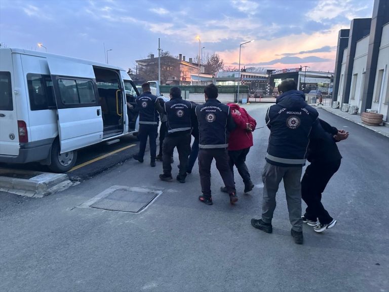 ERZİNCAN’DA GÖÇMEN KAÇAKÇILIĞINA KARŞI MÜCADELE SÜRÜYOR