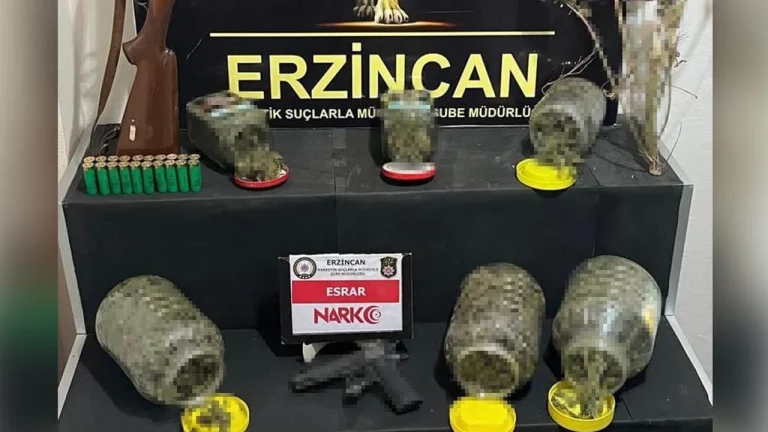 ERZİNCAN’DA UYUŞTURUCU TACİRLERİ GECE GÖRÜŞ DÜRBÜNLERİ İLE YAKALANDI