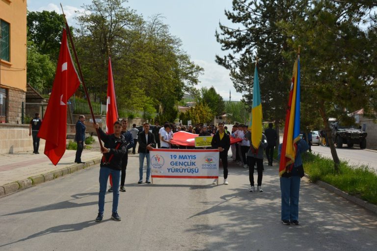 TERCAN’DA 19 MAYIS COŞKUYLA KUTLANDI
