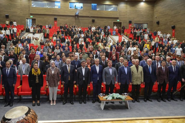 OZANLAR ŞENLİĞİ VE ALİ EKBER ÇİÇEK ADINA ÂŞIK EDEBİYATI ÇALIŞTAYI”ERZİNCAN’DA YAPILDI