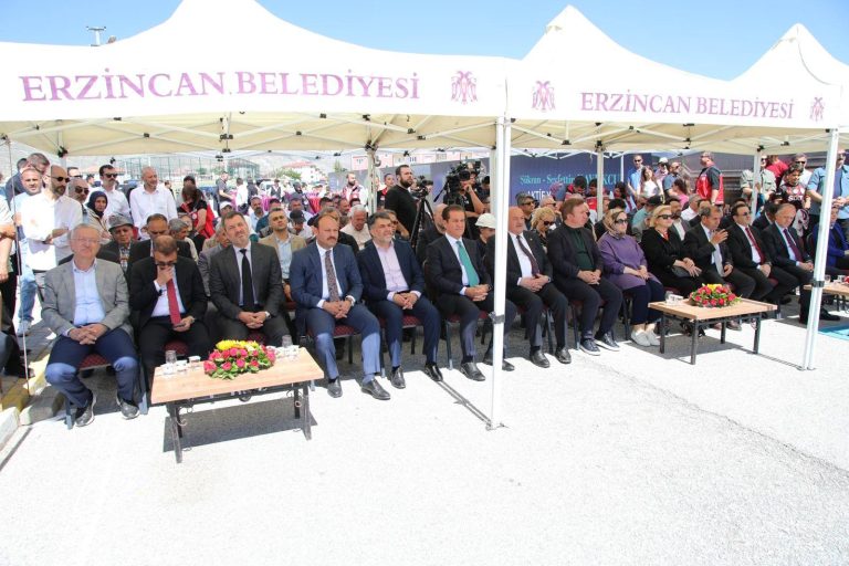 ERZİNCAN’DA AKTİF YAŞAM MERKEZİ’NİN TEMELİ ATILDI