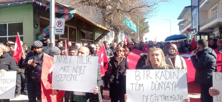TERCAN’DA KAYMAKAM DUMAN’A DESTEK YÜRÜYÜŞÜ