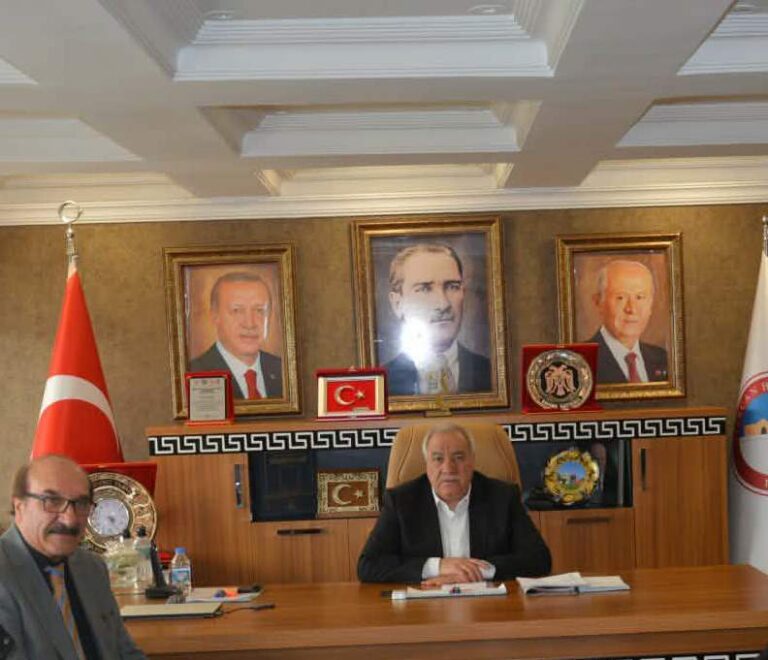 TERCAN CEM VAKFI BAŞKANI COŞKUNFIRAT TERCAN BELEDİYE BAŞKANI  YILMAZ’I  ZİYARET ETTİ