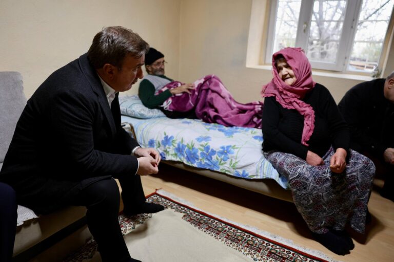 ERZİNCAN VALİSİ HAMZA AYDOĞDU’DAN  BAYRAM ÖNCESİ TERCAN’DA GÖNÜL BULUŞMAS