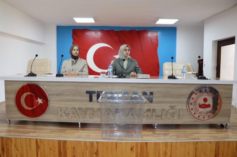 KAYMAKAM KISA DUMAN BAŞKANLIĞINDA TERCAN’DA NİSAN AYI BİRLİK MECLİSİ TOPLANTISI YAPILDI